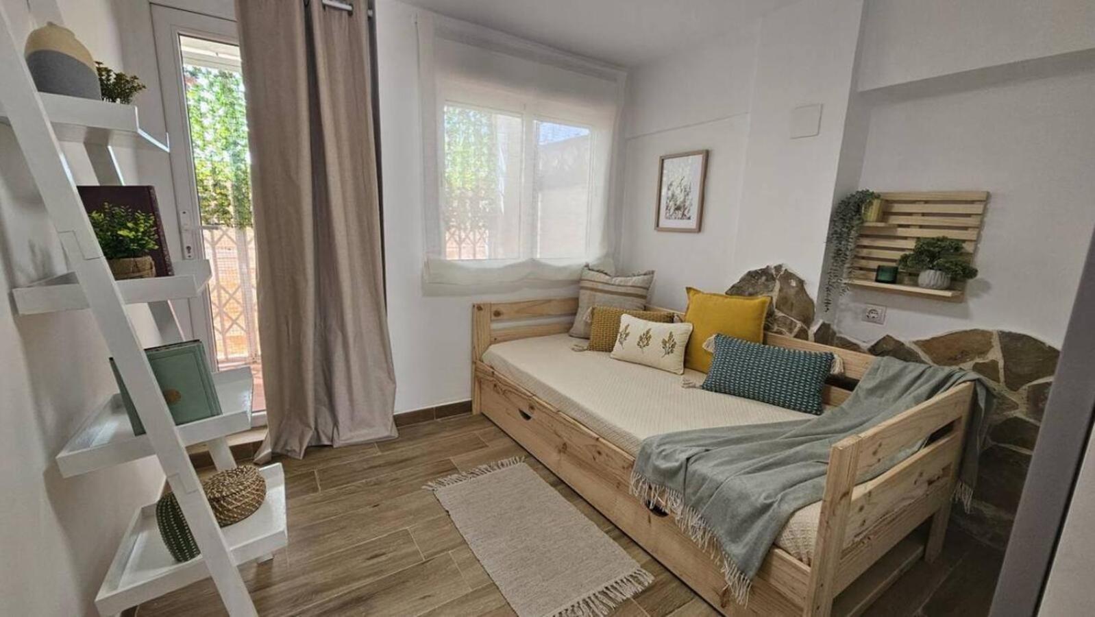 Nuevo Apartamento Moderno En Benicasim Con Terraza Y A Minutos De La Playa Беникасим Экстерьер фото