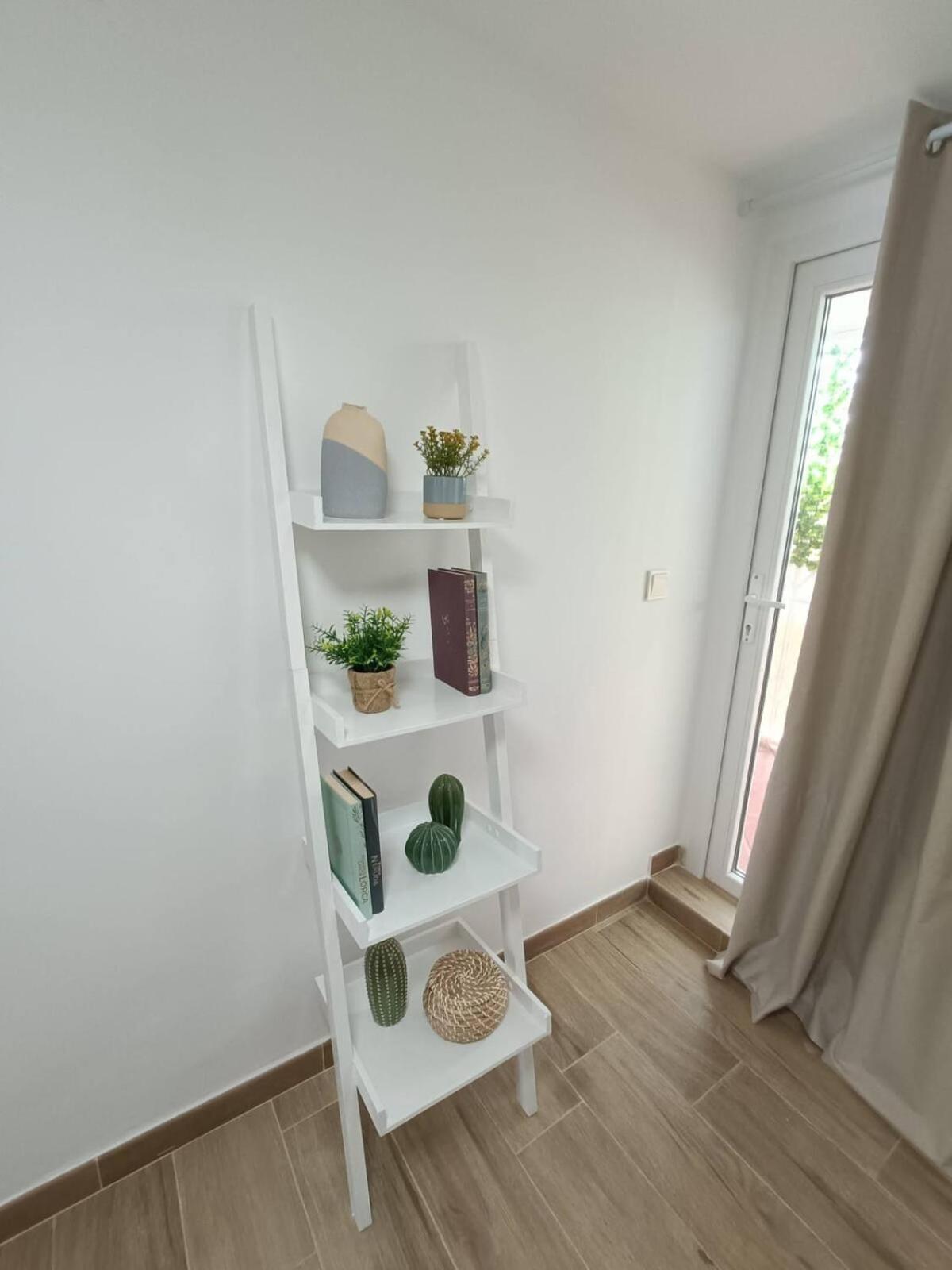 Nuevo Apartamento Moderno En Benicasim Con Terraza Y A Minutos De La Playa Беникасим Экстерьер фото